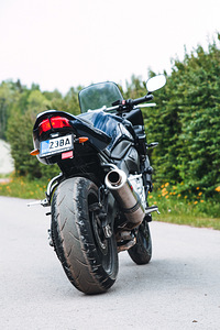 Yamaha FZ1-Fazer (4 foto / 4)