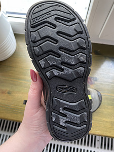 Keen veekindlad saapad suurus 30 (5 foto / 6)