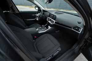 BMW 318 Sportline (14 foto / 15)