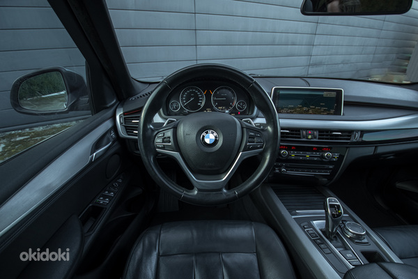BMW X5 Sportline 3.0 Twin-power Turbo (foto #13)