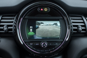 MINI Cooper SE Facelift Sport OKSJON (9 foto / 15)