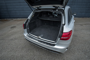 Mercedes-Benz C 220 AMG Business Plus Equipment line (9 foto / 15)