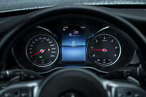 Mercedes-Benz C 220 AMG Business Plus Equipment line (10 foto / 15)