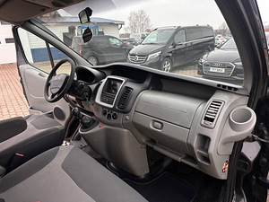 Renault Trafic LONG BLACK EDITION Passenger 2.0 66kW (14 foto / 15)