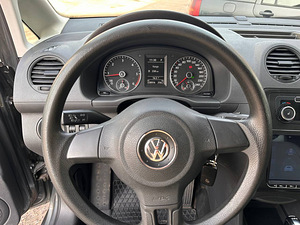 Volkswagen Caddy Maxi 1.6 75kW (9 foto / 15)