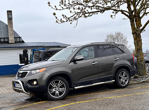 Kia Sorento FUL 2.2 145kW (4 foto / 15)