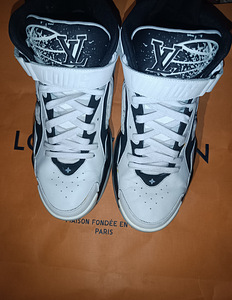 Louis Vuitton trainer 2 (5 фото из 6)