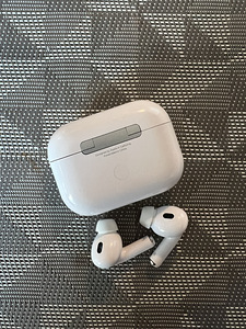 AirPods Pro Gen 2 (3 foto / 5)