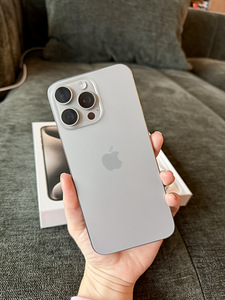 iPhone 15 Pro Max, 256 GB (Natural Titanium) (1 foto / 3)