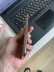 iPhone Xs iPhone Xs (7 foto / 10)