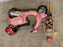Barbie mootoratas ja barbie