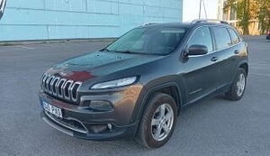 Jeep Cherokee Limited (2 foto / 10)