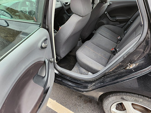 Seat Ibiza (6 foto / 8)