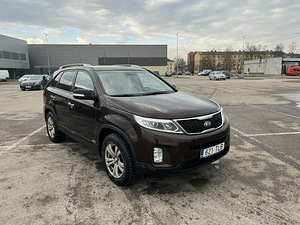 Kia sorento Müügiks (2 foto / 10)