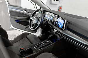 2021 Volkswagen Golf Style 2.0 TDi 110kw ATM (9 foto / 15)