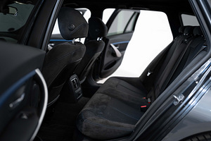BMW 320 M-Sportpakett xDrive 2.0 140kW (10 foto / 15)