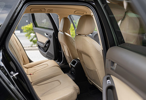 Audi A4 Facelift 2.0 TDi 105kW (9 foto / 15)