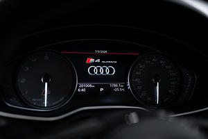 Audi S4 3.0 V6 Turbo 260kW (15 foto / 15)