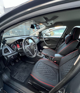 Opel Astra Facelift MY 2013 (6 foto / 9)