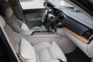VOLVO XC 90 2015 Inscription Xenium Business PRO 2.0 165kw (8 foto / 13)