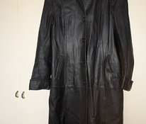 Женское кожаное пальто. Тарту