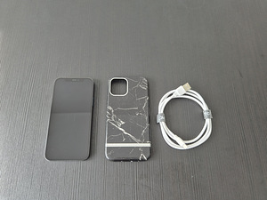 iPhone 12 Pro (128 GB) – töökorras, kaasa laadija ja ümbris (1 foto / 3)