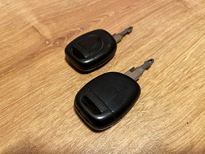 RENAULT CLIO / ÜV 06.2025 (15 foto / 15)