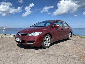 HONDA CIVIC / АВТОМАТ (2 фото из 14)