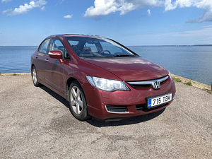 HONDA CIVIC / АВТОМАТ (1 фото из 14)