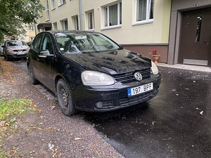 VOLKSWAGEN GOLF 5 (2 foto / 13)