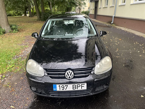 VOLKSWAGEN GOLF 5 (7 foto / 13)