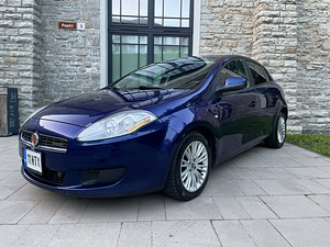 FIAT BRAVO / DIISEL 1.9 / AVARIIVABA / ÜV 07.2025 (1 foto / 15)