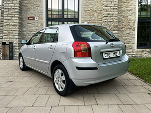 TOYOTA COROLLA / HOOLDUSRAAMAT / TÜV (3 foto / 15)