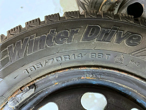 VW / AUDI / SKODA / SEAT / M+S KOMPLEKT 185/70/R14 (4 tk) (2 foto / 4)