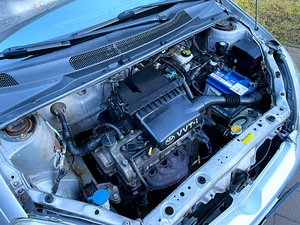 TOYOTA YARIS FACELIFT / AVARIIVABA / AUTOMAAT / ÜV 11.2025 (7 foto / 15)