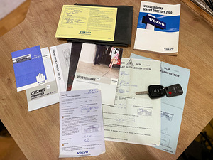 VOLVO V40 / DIISEL / AVARIIVABA / ÜV 03.2025 (15 foto / 15)