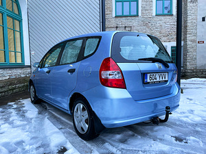 HONDA JAZZ / AUTOMAAT / ÜV 06.2025 (3 foto / 15)
