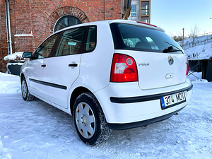 VOLKSWAGEN POLO / 1 OMANIK / ÜV 06.2025 (4 foto / 15)