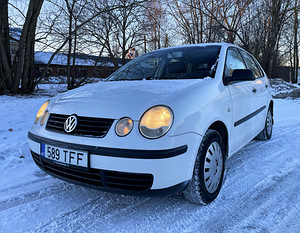 VOLKSWAGEN POLO / AVARIIVABA / ÜV 01.2026 (1 foto / 14)