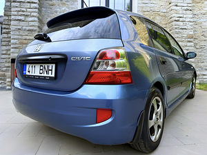 HONDA CIVIC / AUTOMAAT / ROOSTEVABA / ÜV 08.2026 (3 foto / 15)