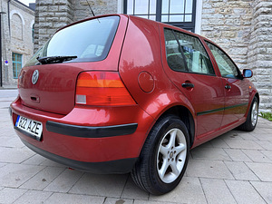 VOLKSWAGEN GOLF 4 / 1 OMANIK / AVARIIVABA / ÜV 08.2026 (3 foto / 15)