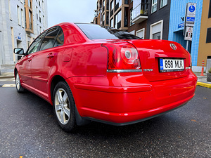 TOYOTA AVENSIS / 1.8 BENSIIN / ATM / FACELIFT / ÜV 10.2026 (4 foto / 15)