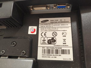 Samsung SyncMaster 731BF monitor (2 foto / 2)