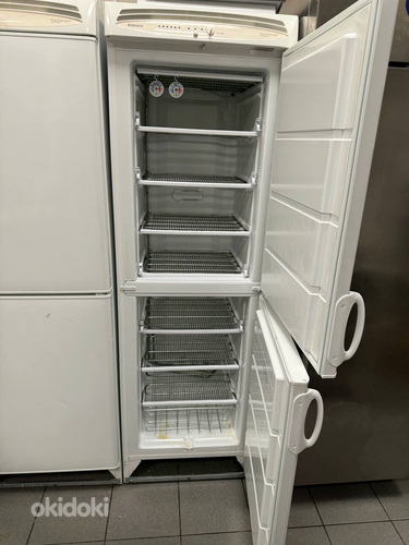 Глубокий холодильник (фото #2)