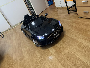 Mercedes elektriauto (3 foto / 7)