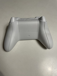 Xbox pult valge ideaalses korras (2 foto / 2)