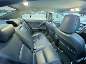 Toyota Avensis Premium (10 foto / 15)