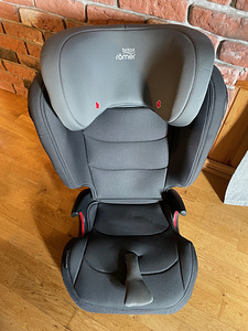 BRITAX RÖMER KIDFIX III M 15-36 kg - 2 tk (2 foto / 2)