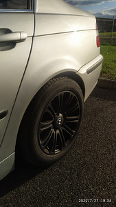 BMW 320D 110kw 2004 sedan (5 foto / 10)