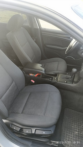 BMW 320D 110kw 2004 sedan (7 foto / 10)